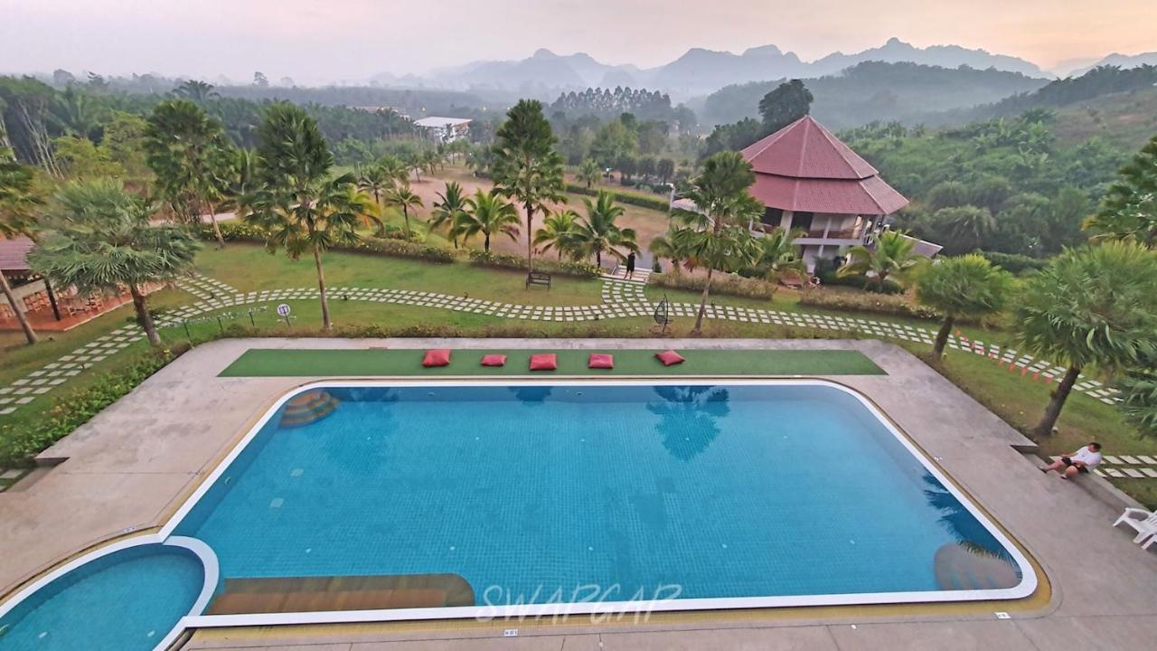 مبيت وإفطار Ban Tha Khun Takhun Mountain View المظهر الخارجي الصورة